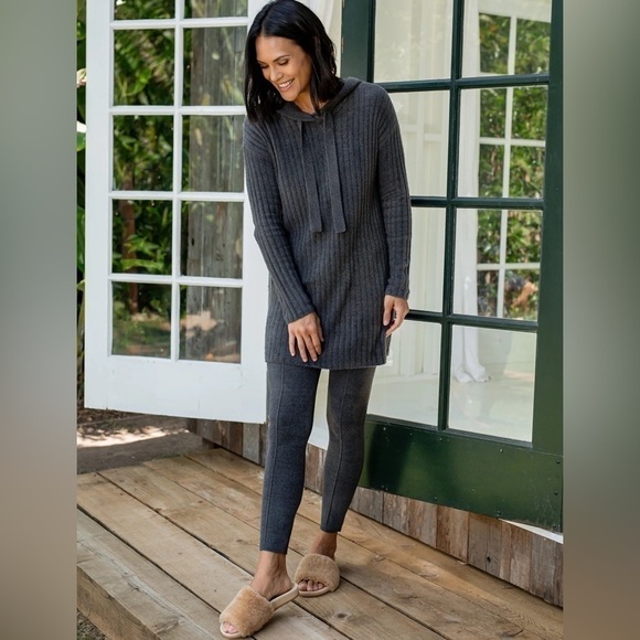 Barefoot Dreams Gray Charcoal Seamed Legging Pants L - Picture 2 of 12